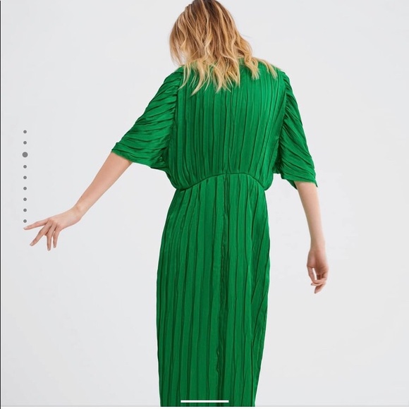 Zara Green Pleated Dress - Medium - Picture 4 of 5